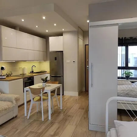 Apartament Sweet Vis-a-vis Medicover And Paley Institute